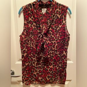 Anne Klein- size M - sheer w/tie